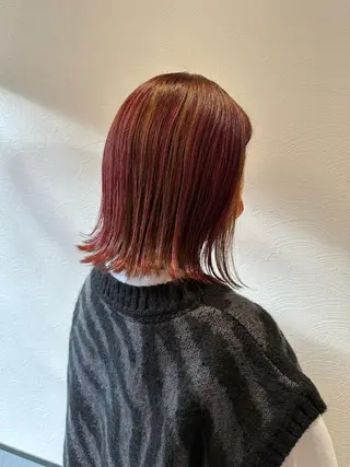 セミロング カラー やまぐち あやみのヘアスタイル