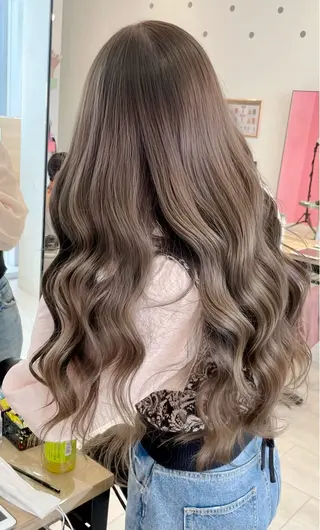 ロング カラー 韓国風ハッシュカット 似合わせレイヤー池袋のヘアスタイル