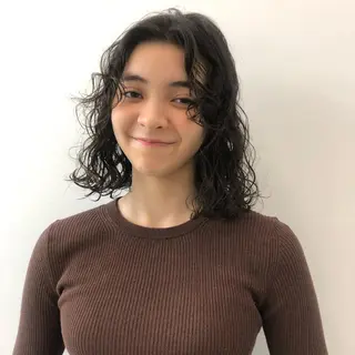 ミディアム パーマ 🦭era shiori🦭のヘアスタイル
