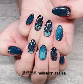 ネイル R inのネイルデザイン