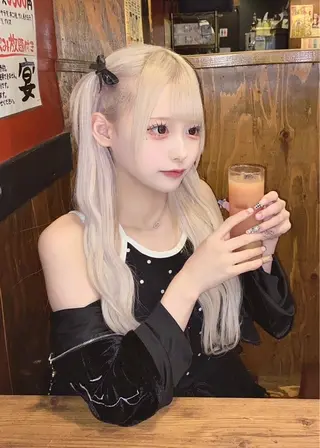 ロング カラー ハイトーンエクステ 🎩カズキ🎩のヘアスタイル