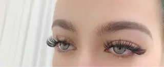 マツエク・マツパ リラコラ MEGUMI¨̮♡︎のマツエク・マツパデザイン