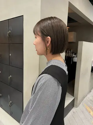 ショート カラー なな/ICI/レイヤ ーパーマ/ボブのヘアスタイル