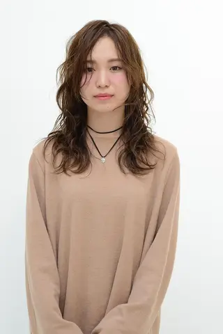 セミロング パーマ 6月以降は渋谷で受付 ツダケイタロウのヘアスタイル