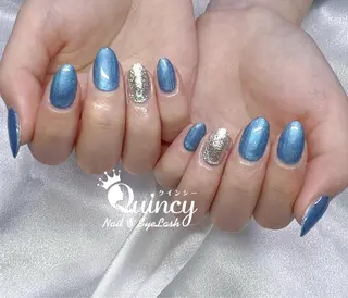 ミディアム Quincy ネイル&アイラッシュのマツエク・マツパデザイン