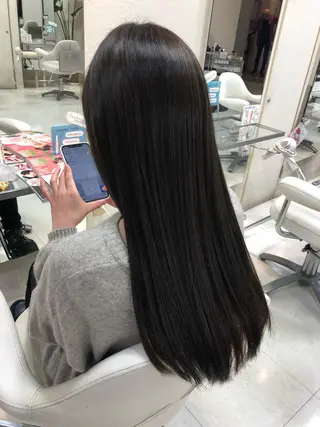 ロング 阿部 美咲のヘアスタイル