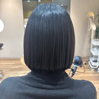 ミディアム 小西 七菜子のヘアスタイル