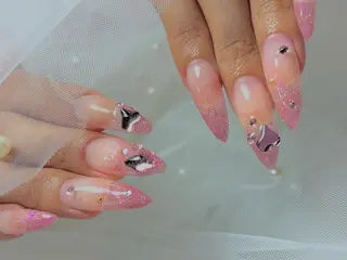 ミディアム ワンホンネイル/ 韓国ネイルMAKIのネイルデザイン