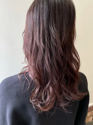 ミディアム 中井 茅佳のヘアスタイル