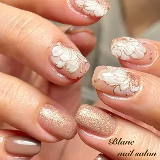 ショート Blanc ブランのネイルデザイン