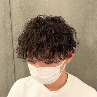 ショート パーマ メンズ 瀧野 翔吾【メンズ特化】のヘアスタイル