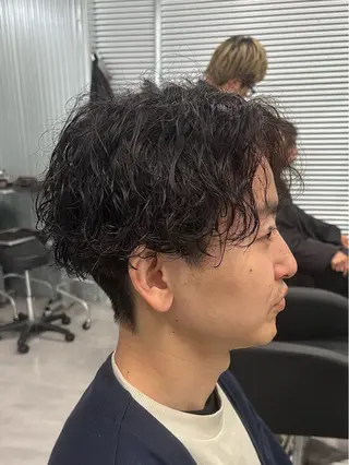 パーマ メンズ 波巻き/ツイスパ/ 短髪/鈴木俊也のヘアスタイル