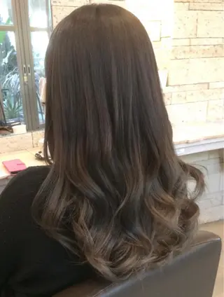 カラー 木村 一葵のヘアスタイル