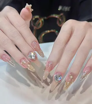 ネイル FJ ネイルサロンのネイルデザイン