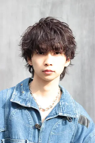 ショート カラー パーマ ヘアアレンジ メンズ スパイキー/フェザー /波巻き/かいとのヘアスタイル