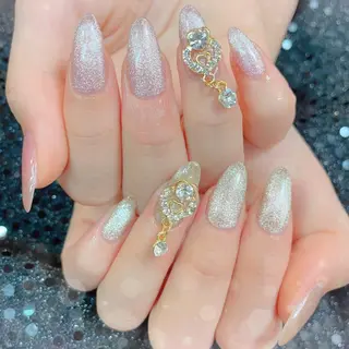 ネイル MoON...❤︎ MeGuのネイルデザイン