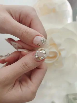 ネイル RUNWAY 　　の眉毛・アイブロウイメージ