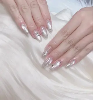 ネイル uu ネイルサロン関内🌼のネイルデザイン