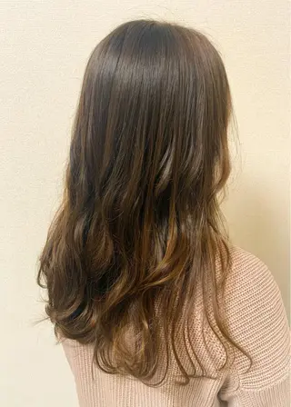 セミロング 髪質改善お任せ ください♪ひとみのヘアスタイル