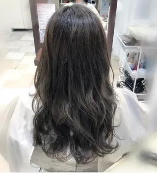 セミロング カラー 白髪ぼかし/ブリーチ /縮毛矯正/ヨナミネのヘアスタイル