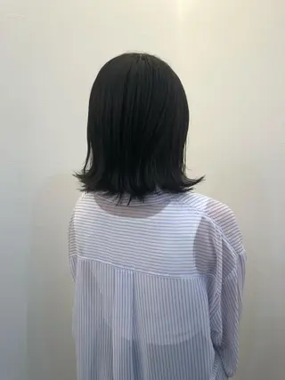 ミディアム ツノガイ エリのヘアスタイル