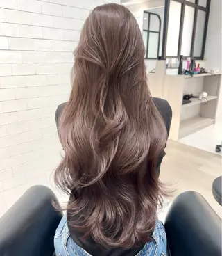 ロング カラー Ayumi/心斎橋 スタイリストのヘアスタイル