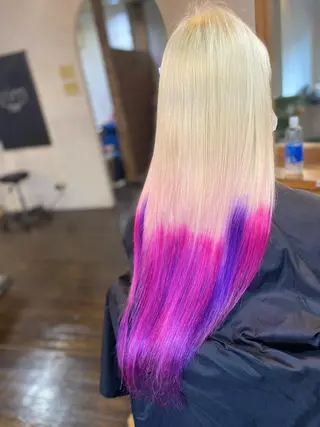 カラー 渋田 ゆかりのヘアスタイル