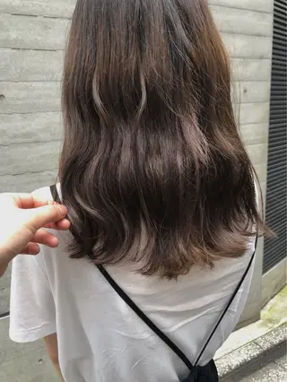 セミロング ✨色持ちの良い艶 カラー✨蟹江真世のヘアスタイル