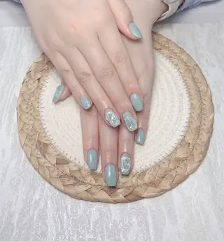 ネイル uu ネイルサロン関内🌼のネイルデザイン