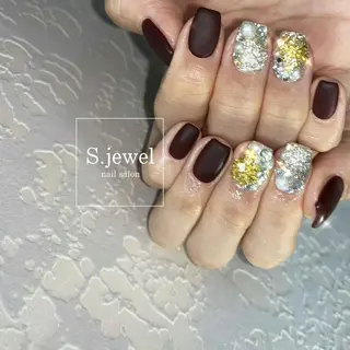 ネイル S. JEWELのネイルデザイン