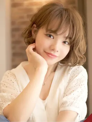 ミディアム カラー パーマ 佐々木 里菜のヘアスタイル