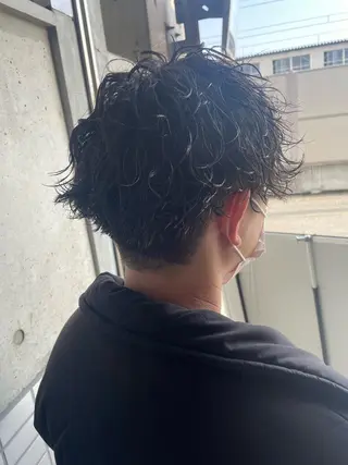 パーマ メンズ 大阪美容師 井上智博のヘアスタイル
