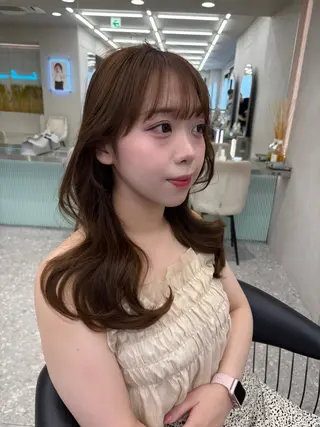 ミディアム カラー ヘアアレンジ fumika🎀 ベージュのヘアスタイル