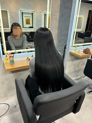 カラー パーマ ヘアアレンジ 透明感ブリーチカラー 🌈TOMOHIROのヘアスタイル