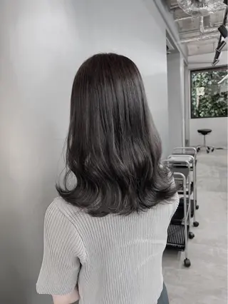 ロング ベージュ/グレージュ 🧸あやか/表参道のヘアスタイル