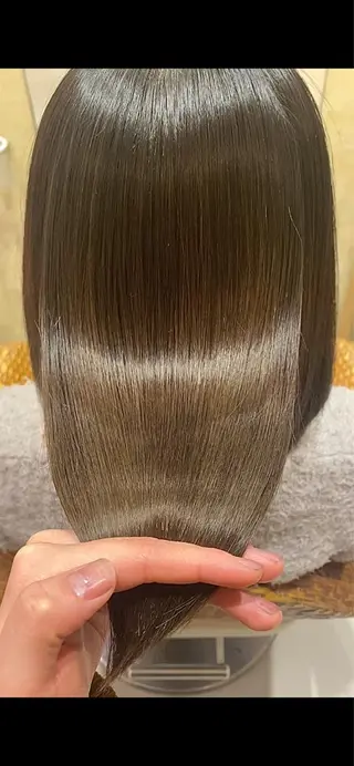 セミロング 関 日葉里のヘアスタイル