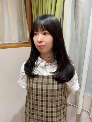 セミロング haruna🐈🎀 / Lita 4Fのヘアスタイル