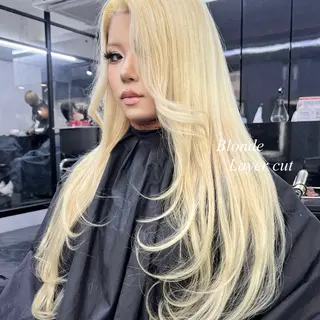 ロング カラー シールエクステ特化 ハイトーン、NANAのヘアスタイル