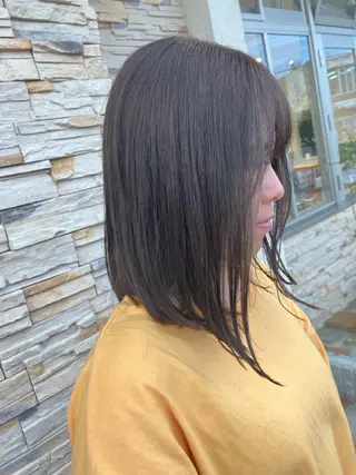 カラー TERUYA shionのヘアスタイル