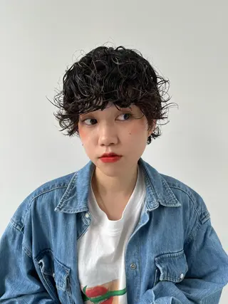 ショート パーマ 湯川 未咲希のヘアスタイル