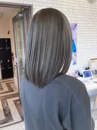 ミディアム カラー 尾森紳哉💎透明感/ デザインカラーのヘアスタイル