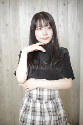 ロング 石沢 知康のヘアスタイル