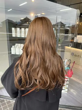 ロング alu yuinaのヘアスタイル