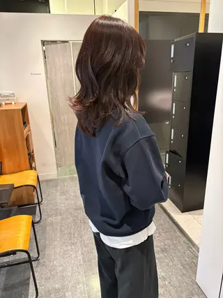 セミロング カラー mao | 柔らか艶カラー🫧のヘアスタイル