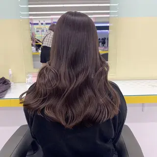 カラー トレンド暖色ヘア🍒 miu🍒のヘアスタイル
