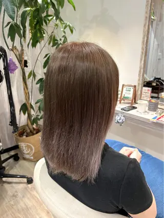 カラー 水口 琴絵のヘアスタイル