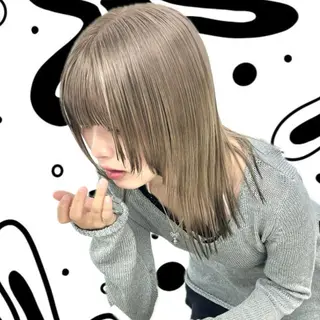 セミロング カラー Rena✴︎トレンド ×スタンダードMIXのヘアスタイル