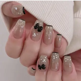ネイル HIN NAILのネイルデザイン