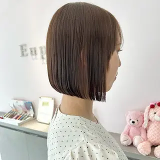 ショート カラー ボブ×艶髪｜ 艶カラー🩶石橋怜大のヘアスタイル