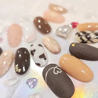 ネイル Nailsalon Wisteriaのネイルデザイン